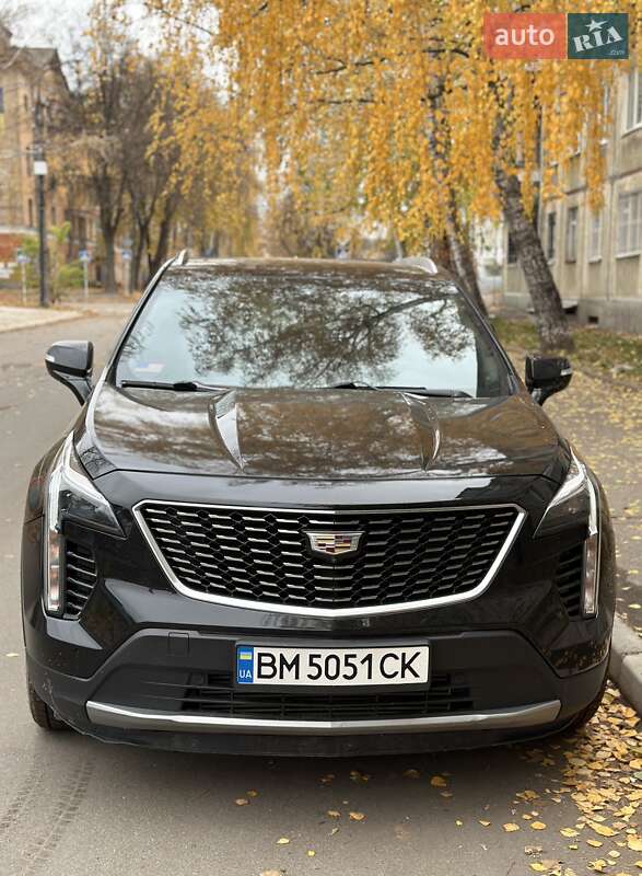 Внедорожник / Кроссовер Cadillac XT4 2018 в 
