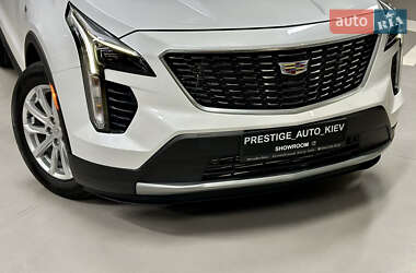 Внедорожник / Кроссовер Cadillac XT4 2022 в 