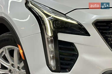 Внедорожник / Кроссовер Cadillac XT4 2022 в 