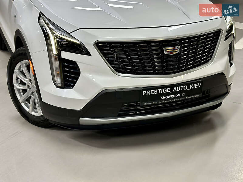 Внедорожник / Кроссовер Cadillac XT4 2022 в Киеве