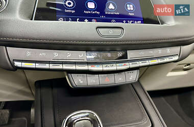 Внедорожник / Кроссовер Cadillac XT4 2022 в 