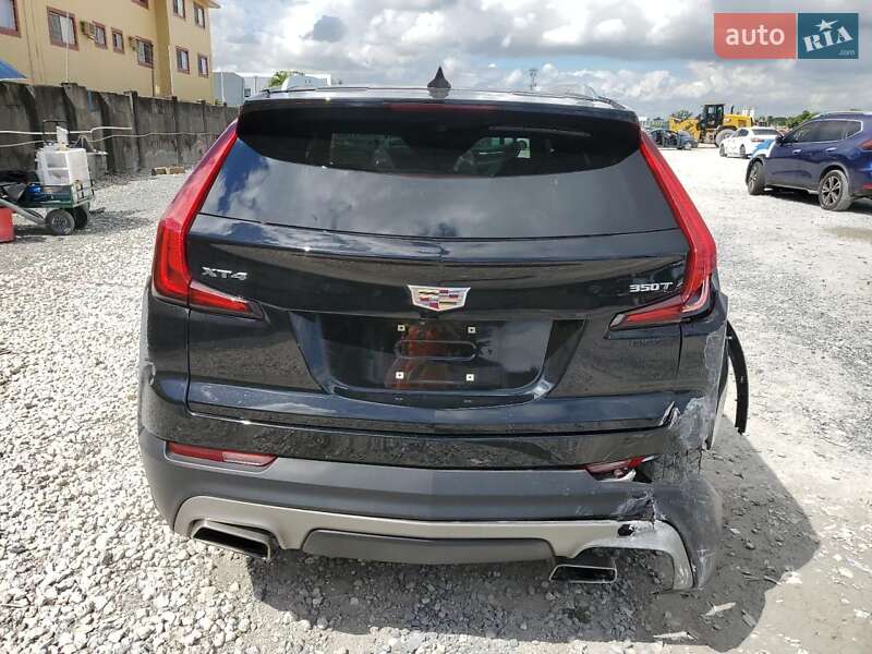 Позашляховик / Кросовер Cadillac XT4 2021 в Львові