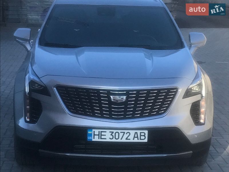 Позашляховик / Кросовер Cadillac XT4 2020 в Миколаєві