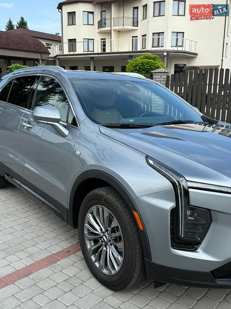 2024 Cadillac XT4 - мініатюра 11