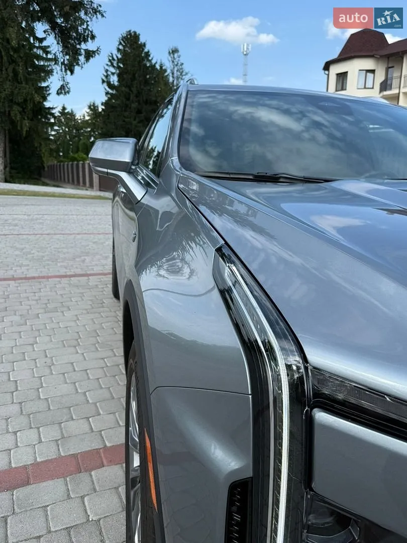 2024 Cadillac XT4 - мініатюра 4