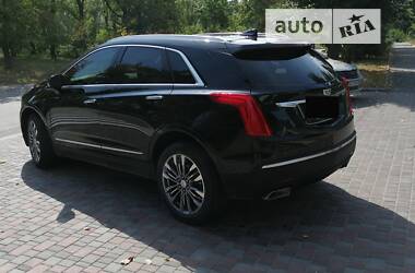 Внедорожник / Кроссовер Cadillac XT5 2016 в Кропивницком