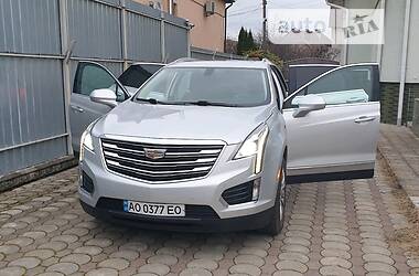 Внедорожник / Кроссовер Cadillac XT5 2017 в Ужгороде