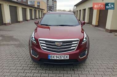 Внедорожник / Кроссовер Cadillac XT5 2017 в Хмельницком