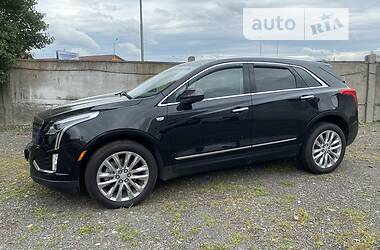 Внедорожник / Кроссовер Cadillac XT5 2019 в Киеве