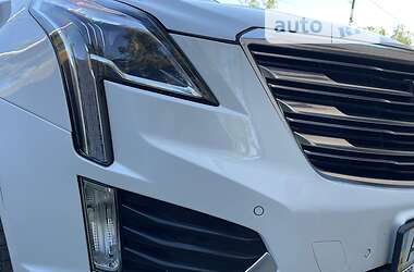 Внедорожник / Кроссовер Cadillac XT5 2018 в Броварах