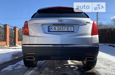Внедорожник / Кроссовер Cadillac XT5 2018 в 