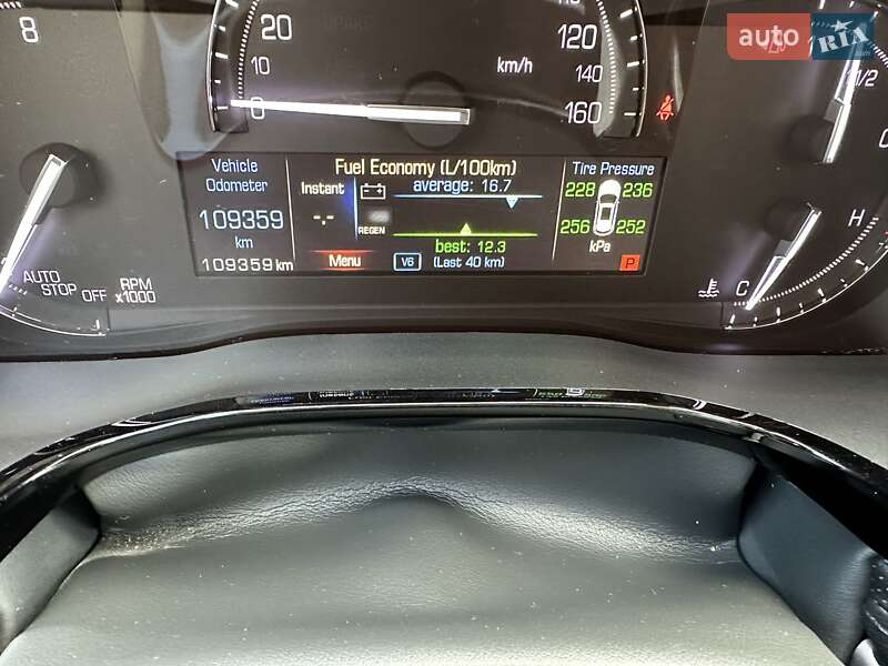 Внедорожник / Кроссовер Cadillac XT5 2017 в Киеве