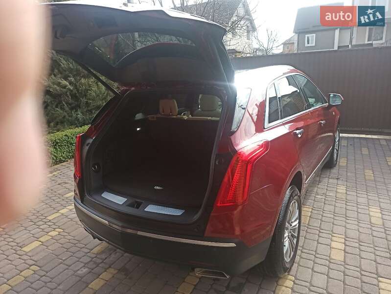 Внедорожник / Кроссовер Cadillac XT5 2016 в Киеве фото 4 Внедорожник / Кроссовер Cadillac XT5 2016 в Киеве