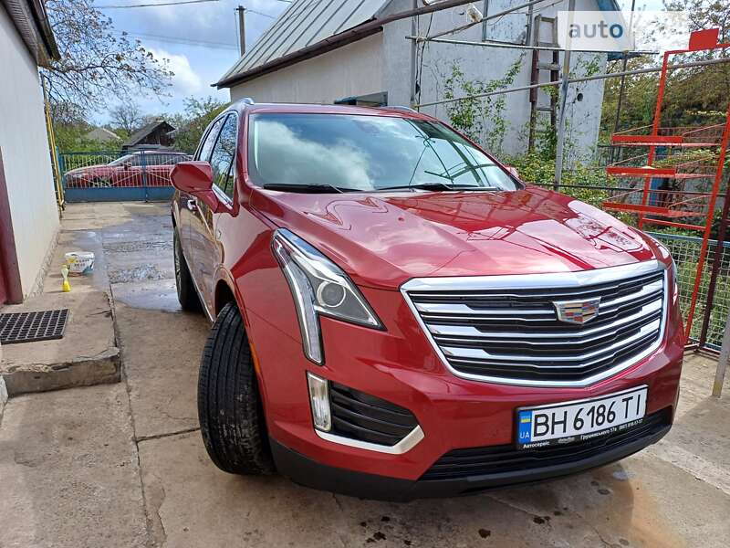 Внедорожник / Кроссовер Cadillac XT5 2019 в Кропивницком