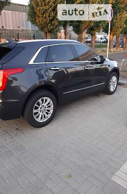 Внедорожник / Кроссовер Cadillac XT5 2016 в Черкассах