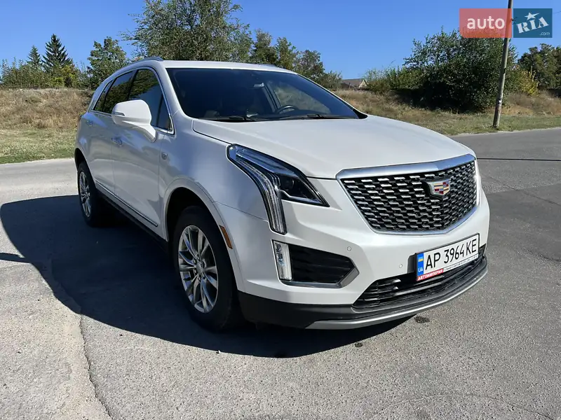 Cadillac XT5 2019 VIN 1GYKNCRS1LZ141976 фото оголошення 3 з 76