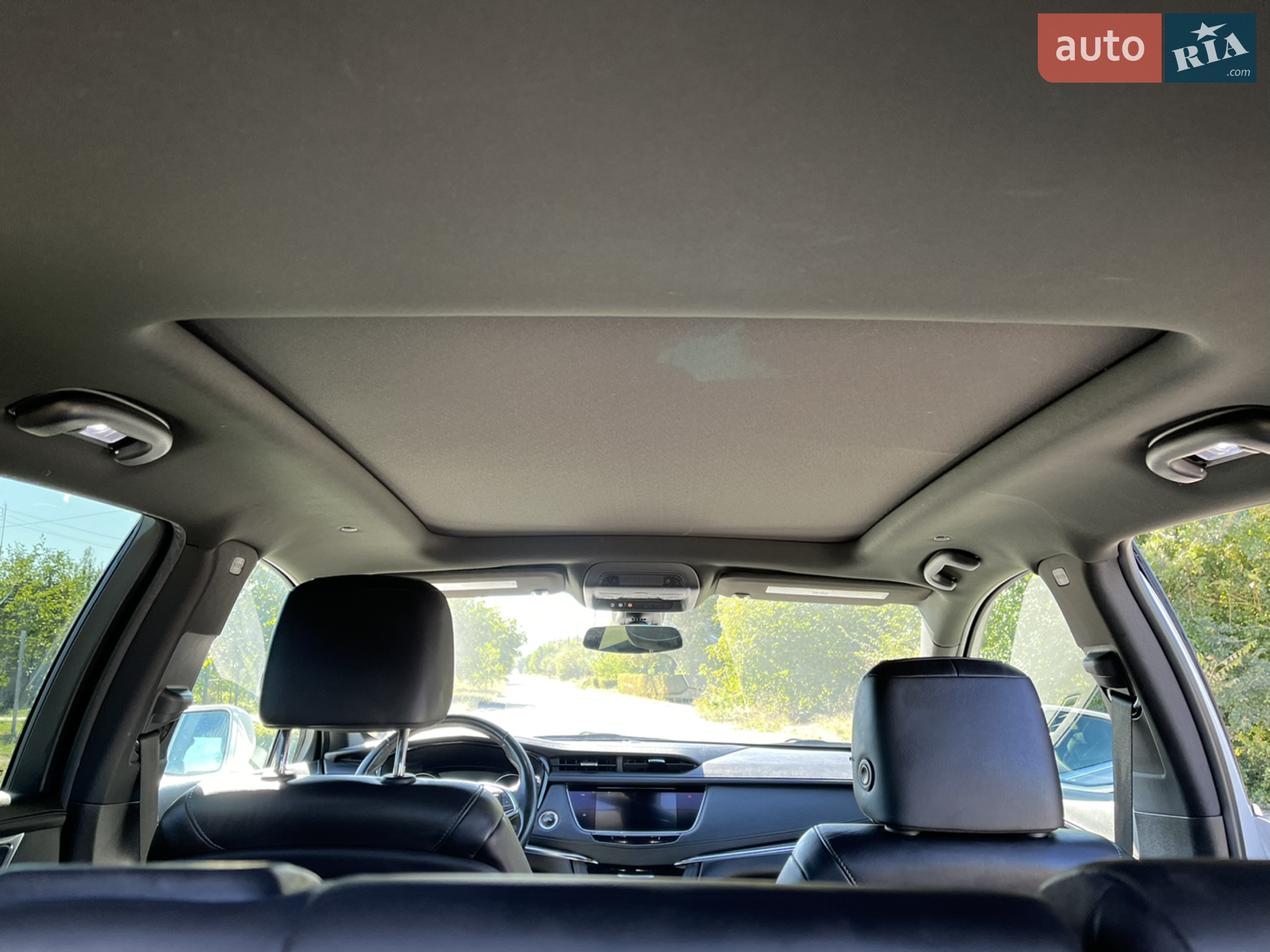 Cadillac XT5 2019 VIN 1GYKNCRS1LZ141976 фото оголошення 15 з 37