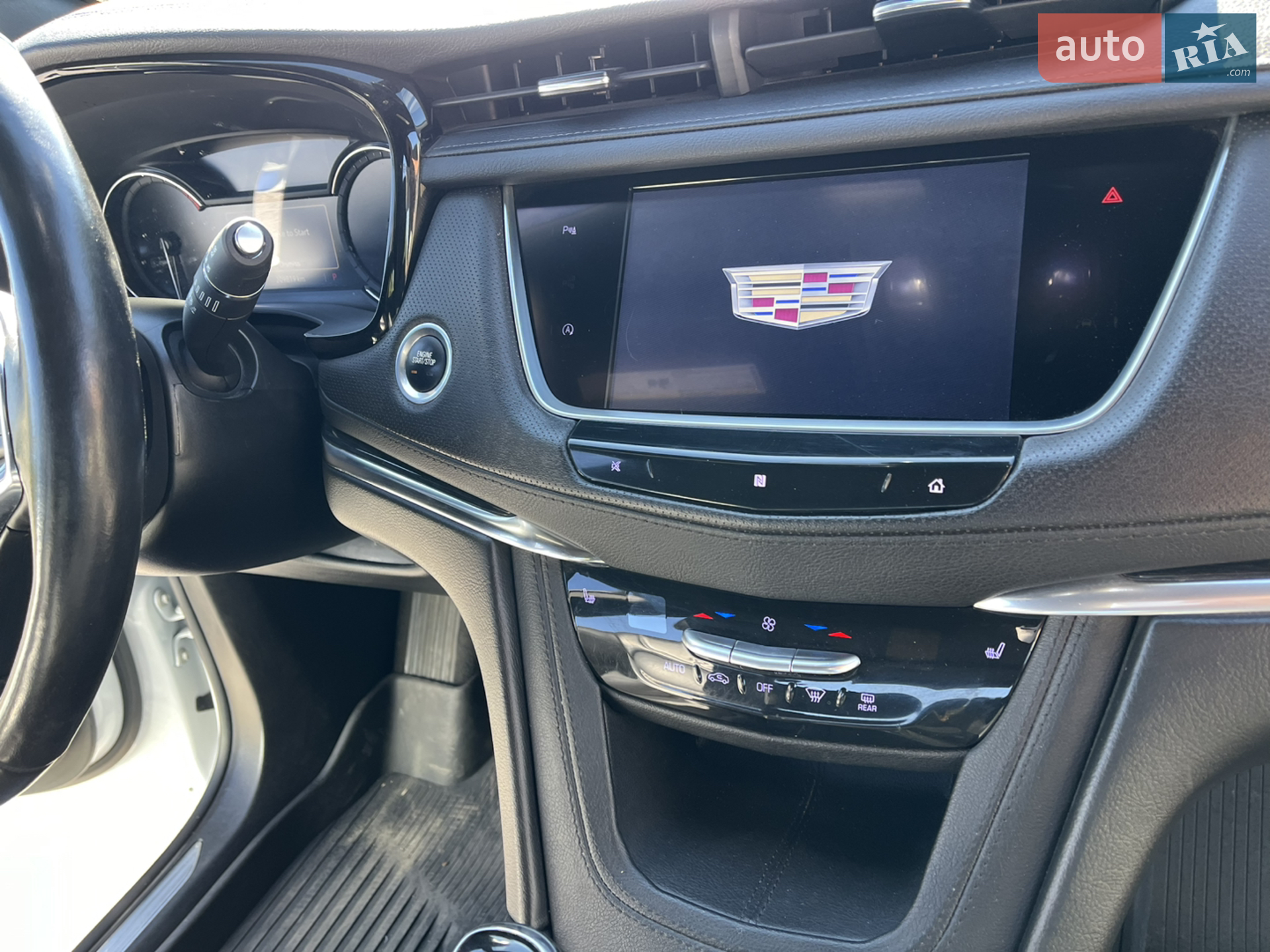 Cadillac XT5 2019 VIN 1GYKNCRS1LZ141976 фото оголошення 20 з 37