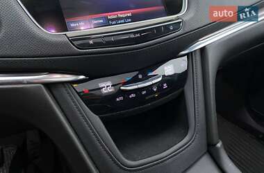 Внедорожник / Кроссовер Cadillac XT5 2019 в Львове