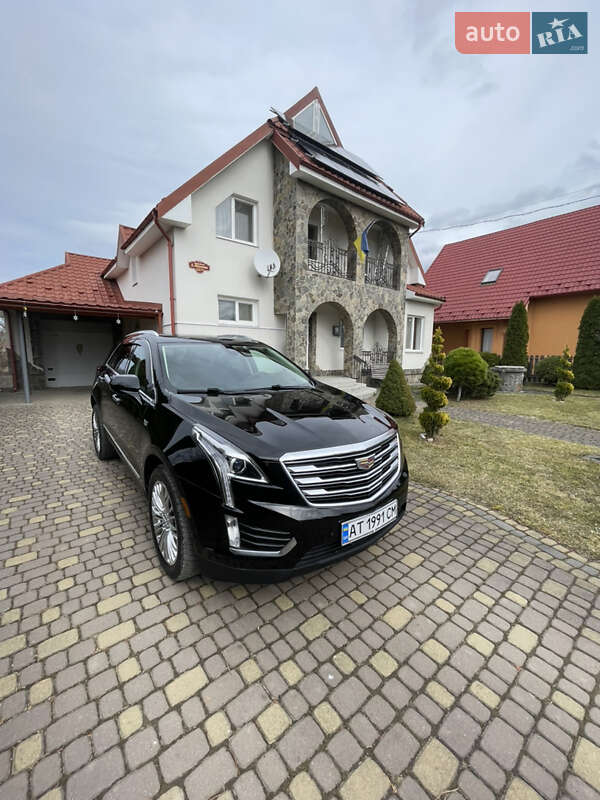 Внедорожник / Кроссовер Cadillac XT5 2016 в Коломые