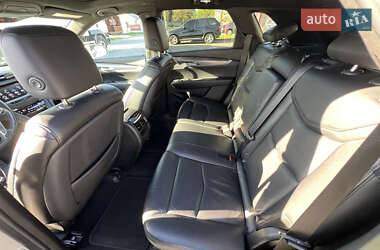 Внедорожник / Кроссовер Cadillac XT5 2018 в 