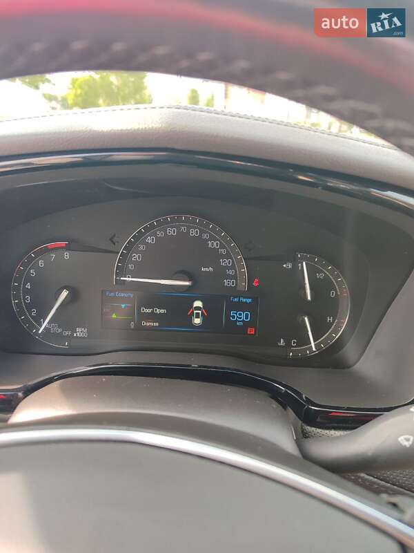 Внедорожник / Кроссовер Cadillac XT5 2018 в Киеве