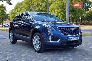 Внедорожник / Кроссовер Cadillac XT5 2019 в 