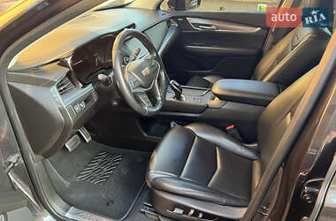 Внедорожник / Кроссовер Cadillac XT5 2018 в 