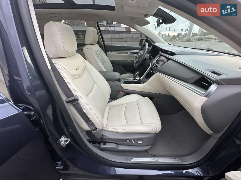 Позашляховик / Кросовер Cadillac XT5 2018 в Києві
