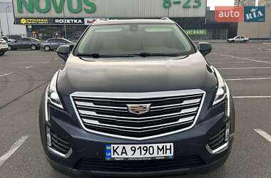 Внедорожник / Кроссовер Cadillac XT5 2018 в 
