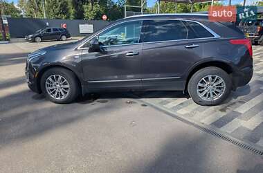 Внедорожник / Кроссовер Cadillac XT5 2016 в 