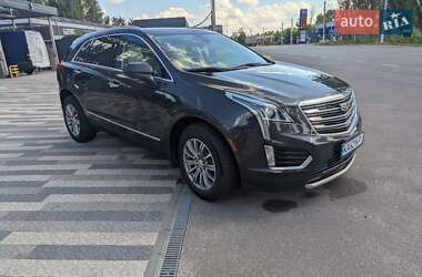 Внедорожник / Кроссовер Cadillac XT5 2016 в 