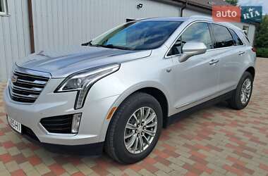Внедорожник / Кроссовер Cadillac XT5 2017 в Луцке