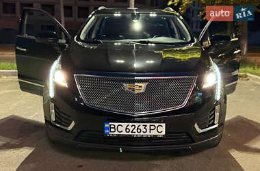 Внедорожник / Кроссовер Cadillac XT5 2016 в Киеве