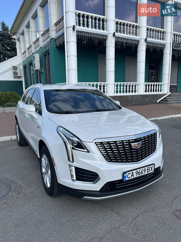 Внедорожник / Кроссовер Cadillac XT5 2019 в Черкассах