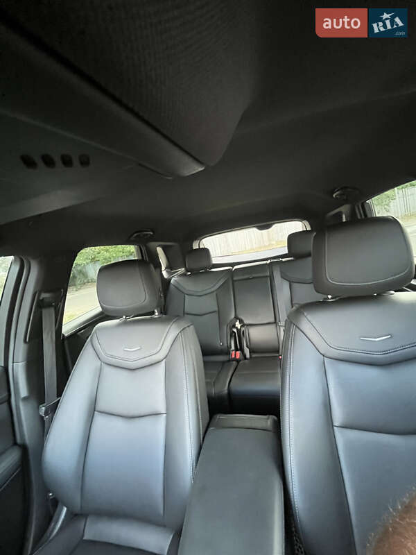 Внедорожник / Кроссовер Cadillac XT5 2019 в Черкассах
