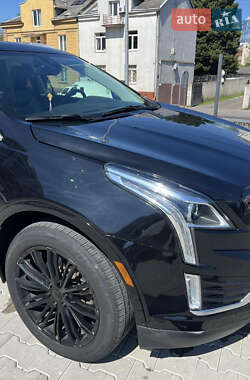 Позашляховик / Кросовер Cadillac XT5 2019 в Ужгороді