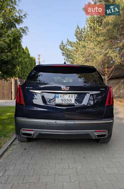 Внедорожник / Кроссовер Cadillac XT5 2021 в 