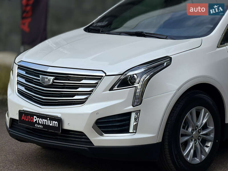 Внедорожник / Кроссовер Cadillac XT5 2021 в Харькове