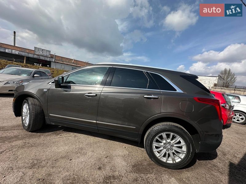 Внедорожник / Кроссовер Cadillac XT5 2018 в Запорожье фото 7 Внедорожник / Кроссовер Cadillac XT5 2018 в Запорожье