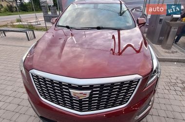 Внедорожник / Кроссовер Cadillac XT5 2016 в Ивано-Франковске