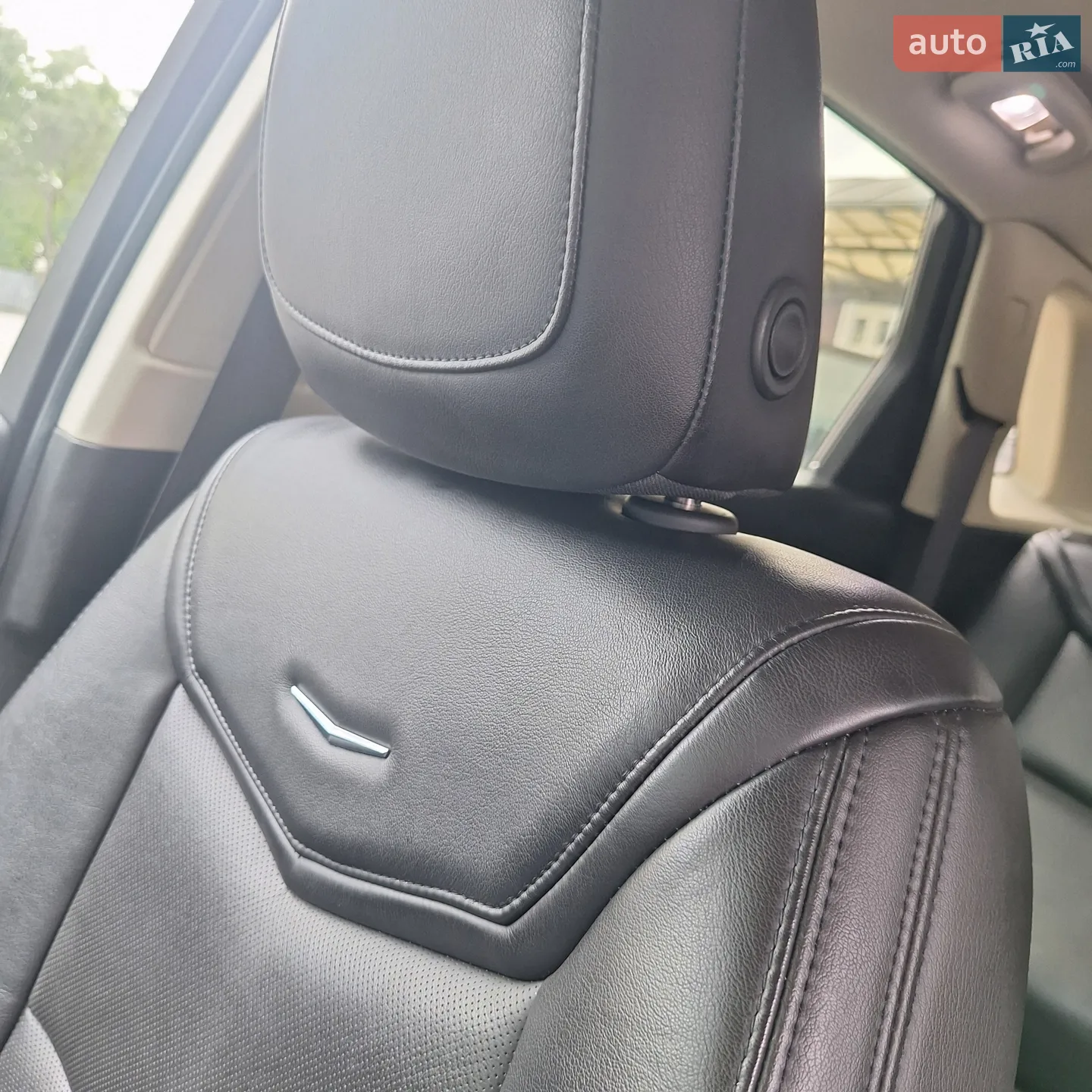 2016 Cadillac XT5 - мініатюра 31
