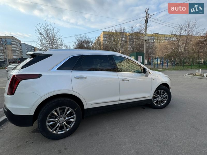 Позашляховик / Кросовер Cadillac XT5 2020 в Дніпрі