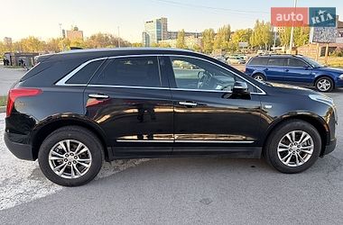 Внедорожник / Кроссовер Cadillac XT5 2019 в Запорожье