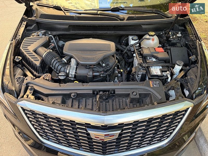 Внедорожник / Кроссовер Cadillac XT5 2019 в Запорожье