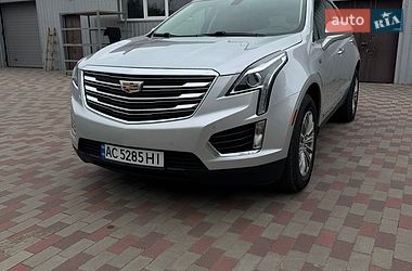 Внедорожник / Кроссовер Cadillac XT5 2017 в Луцке
