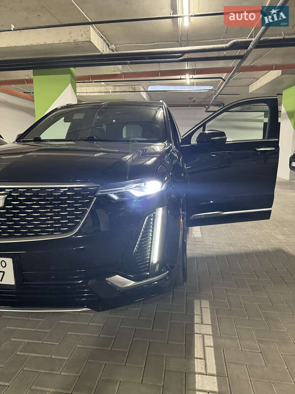Внедорожник / Кроссовер Cadillac XT6 2021 в Львове
