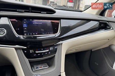 Универсал Cadillac XT6 2022 в 