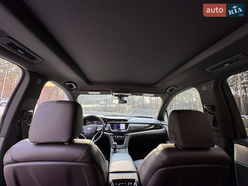 Внедорожник / Кроссовер Cadillac XT6 2019 в Киеве