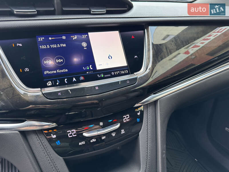 Внедорожник / Кроссовер Cadillac XT6 2019 в Киеве